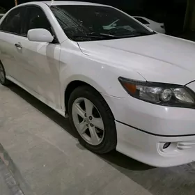 Toyota Camry 2011