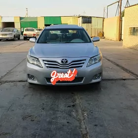 Toyota Camry 2010