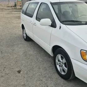 Toyota Sienna 2002