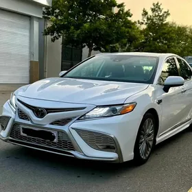 Toyota Camry 2020