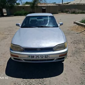 Toyota Camry 1992