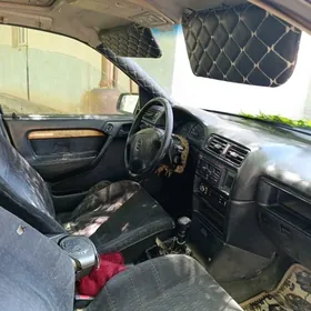 Opel Vectra 1993