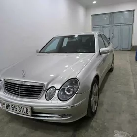 Mercedes-Benz E320 2004