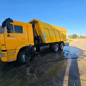 Kamaz 6520 2012