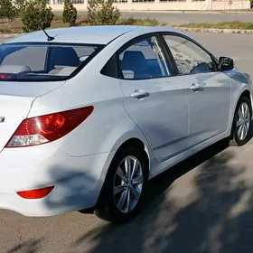 Hyundai Accent 2019