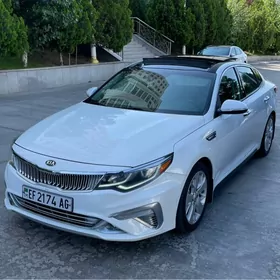Kia Optima 2019