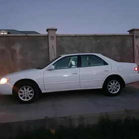Toyota Camry 1998