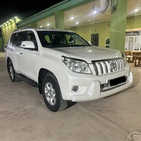 Toyota Land Cruiser Prado 2011