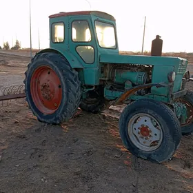 MTZ T-28 1992