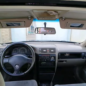Opel Vectra 1989