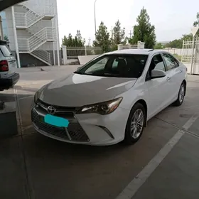 Toyota Camry 2017