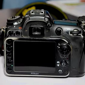 Nikon D7200