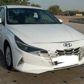 Hyundai Elantra 2022