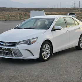 Toyota Camry 2016