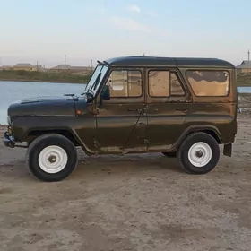 UAZ 469 1999