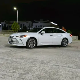 Toyota Avalon 2019