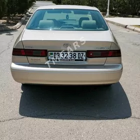 Toyota Camry 1999