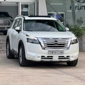 Nissan Pathfinder 2023