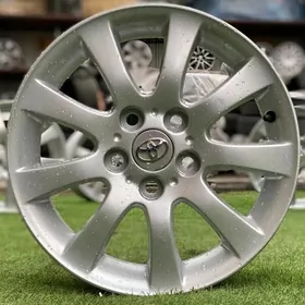Lexus es R 16 diska Leksus