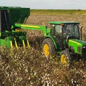 John Deere 2023
