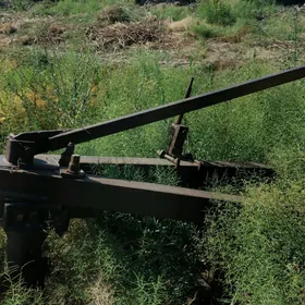 MTZ 82 2002