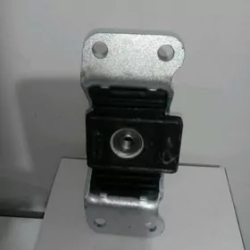 Mos poduşga E34