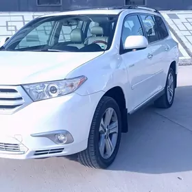Toyota Highlander 2013