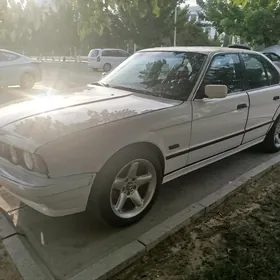 BMW E34 1990