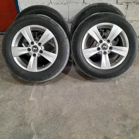 BMW Teker
