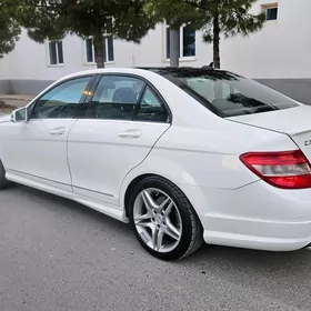 Mercedes-Benz C350 2010