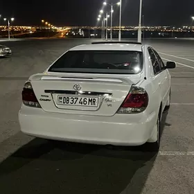 Toyota Camry 2004