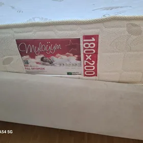 Mebel spalny