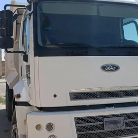Ford Cargo 3535D 2012