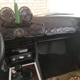 Lada 2106 1984