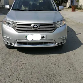Toyota Highlander 2011