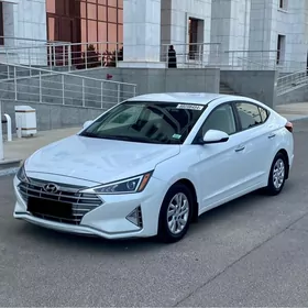 Hyundai Elantra 2020