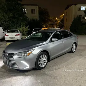 Toyota Camry 2015