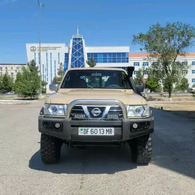 Nissan Patrol 2001