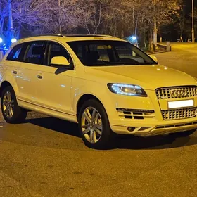 Audi Q7 2011