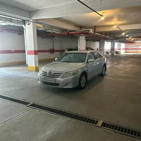 Toyota Camry 2010