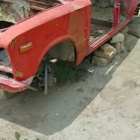 Lada kuzow