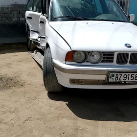 BMW 525 1989