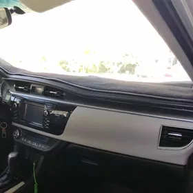 Toyota Corolla 2015