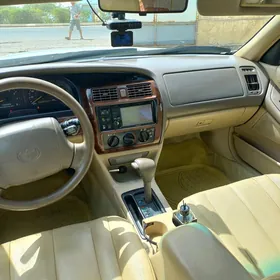 Toyota Avalon 1999