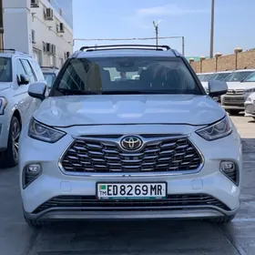 Toyota Highlander 2022