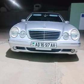 Mercedes-Benz E55 AMG 2000