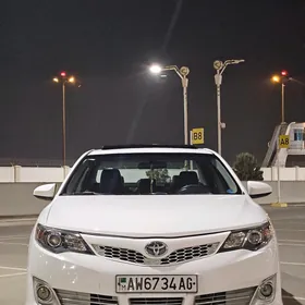 Toyota Camry 2012