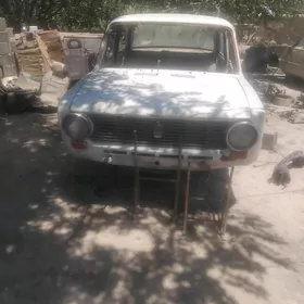 Lada 2104 1980