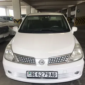 Nissan Versa 2010
