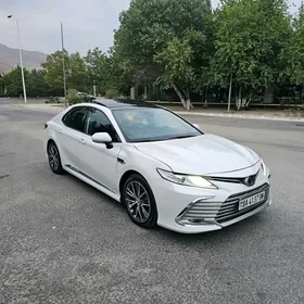 Toyota Camry 2023